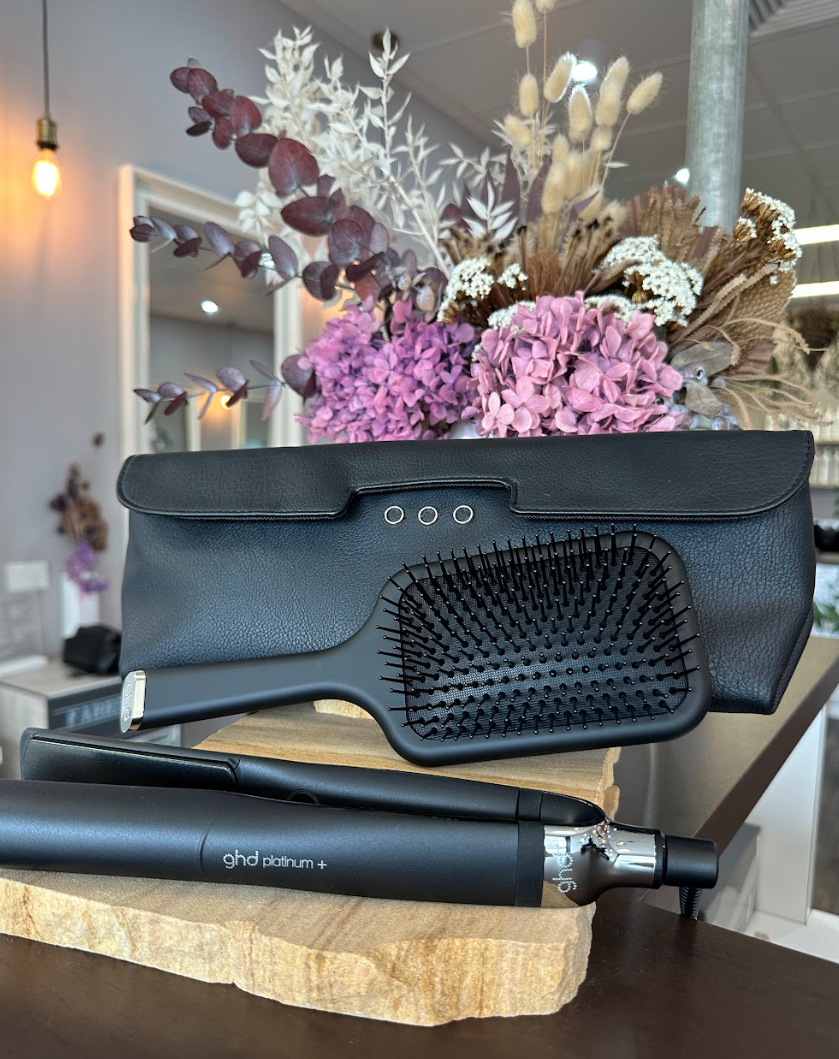 ghd Platinum+ Smart Styler Gift Set