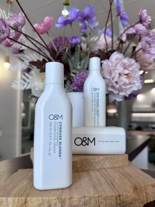 Original Mineral Conquer Blonde Shampoo